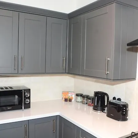 Holiday home 3 Bed House In The Heart Of Palmers Green,