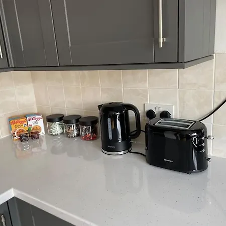 3 Bed House In The Heart Of Palmers Green,