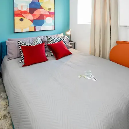 Apartment Chic Ensuite - 10% Off - 3 Min To Trains -pass The Keys London