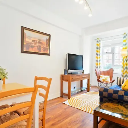 Cosy In Trendy Camden Pass The Keys London