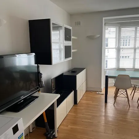 Spacious 3bedroom Flat In Paddington * London