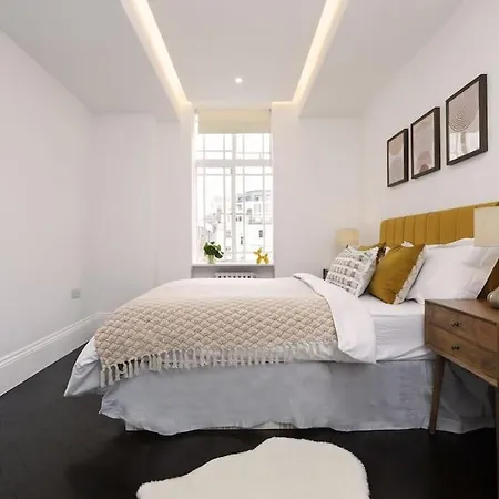 Lux 3 Bedrooms 4 Bathrooms Notting Hill Apartment *