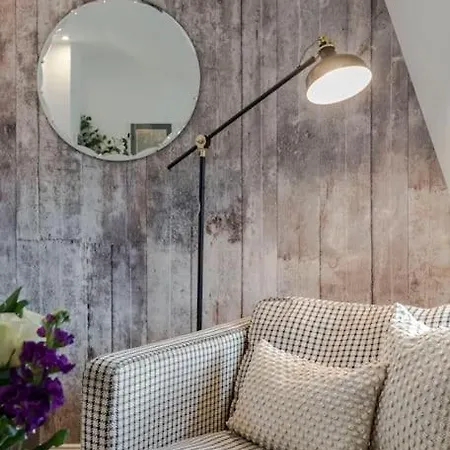 Kings Cross Two Bedroom Penthouse