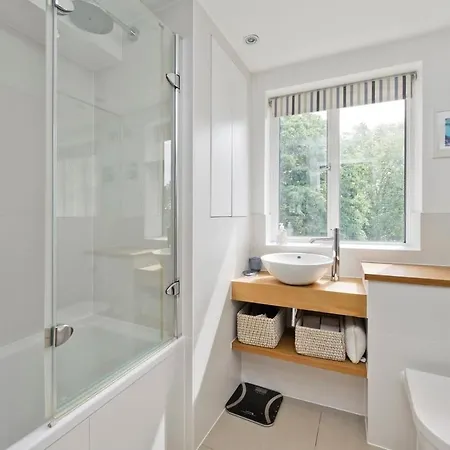 Apartment Leafy Earls Court 3 Bed Flat *