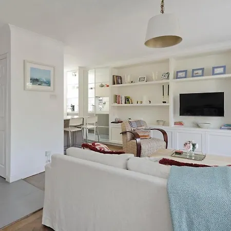 Apartment Leafy Earls Court 3 Bed Flat *