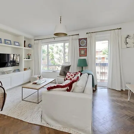Apartment Leafy Earls Court 3 Bed Flat *