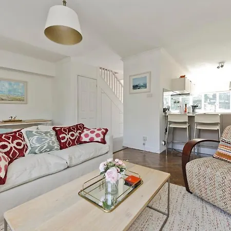 Apartment Leafy Earls Court 3 Bed Flat