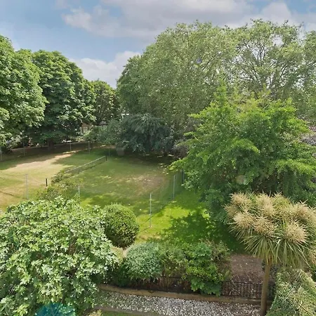 Apartment Leafy Earls Court 3 Bed Flat *