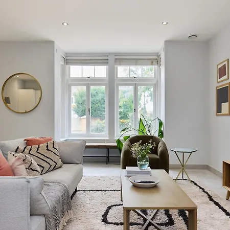The Putney Retreat - Charming 2bdr Flat * London