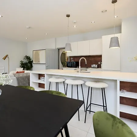 The Putney Retreat - Charming 2bdr Flat