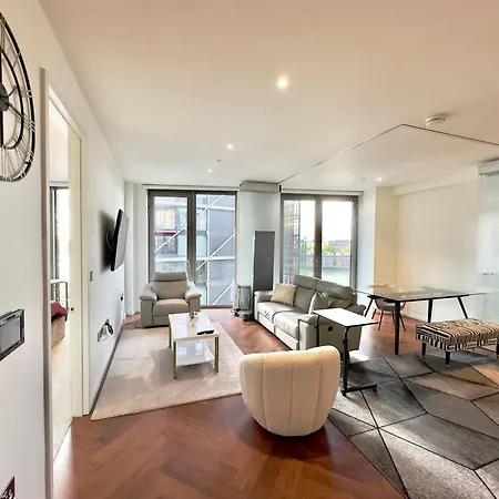 Lavish Penthouse River View Fast Wifi - Luxurylondonstays Apartment *