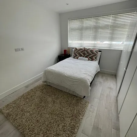 Guest house Grey House Near Wembley Stadium *