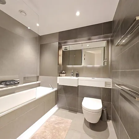 Apartment Stylish Two-bedroom Flat Near Us Embassy London