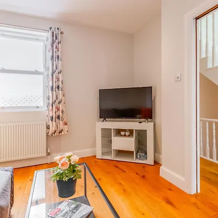 Amazing 3br Near Wimbledon Park & Tube