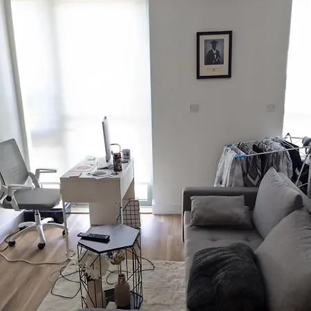 Raintree Village Apartment