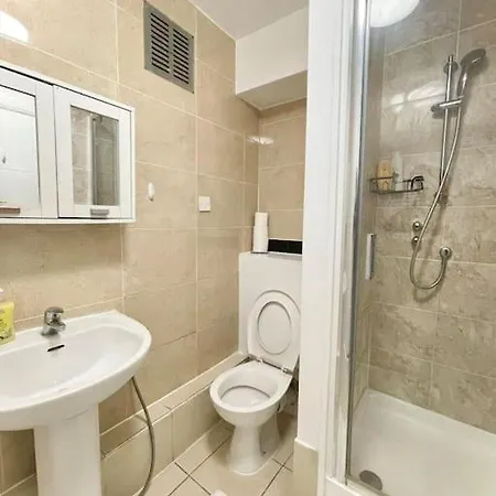 Cosy Studio In Central Apartment London