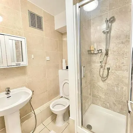 Cosy Studio In Central Apartment