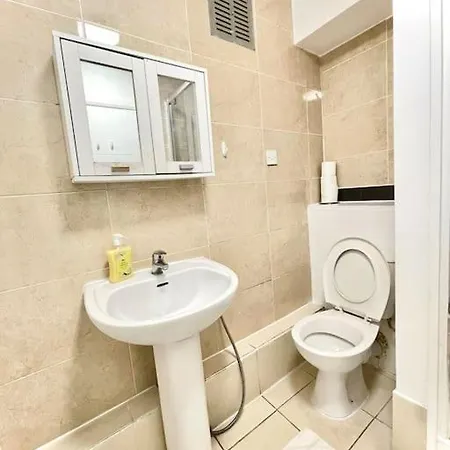 Cosy Studio In Central