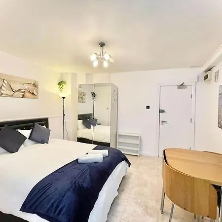 Cosy Studio In Central