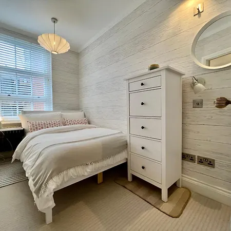 Lovely 2 Bed In Shoreditch On Quiet Side Street