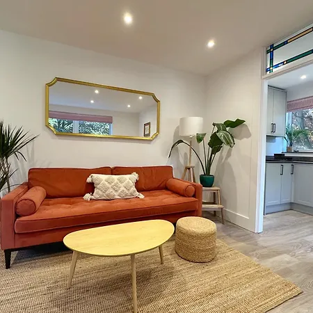Battersea Park View Flat *