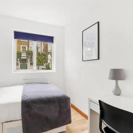 Kensington High Street Hububb Homestay *