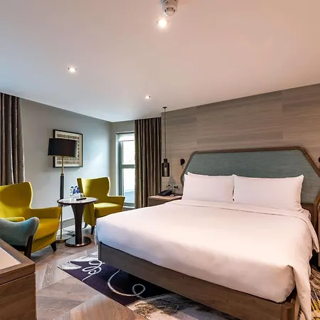 Doubletree By Hilton - West End Szálloda 4*