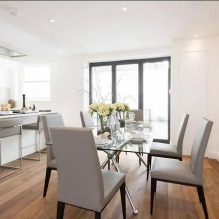 Large Three Bed Duplex Camden Holiday home