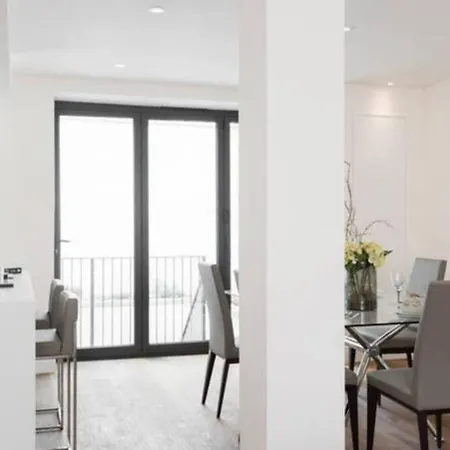 Large Three Bed Duplex Camden Ferienhaus *