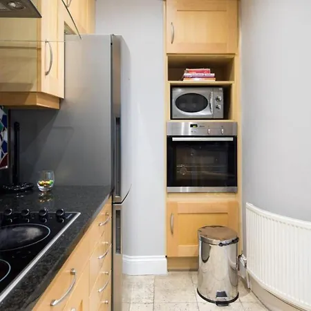 Apartment Spacious Family Paddington Flat