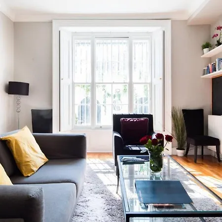 Spacious Family Paddington Flat * London