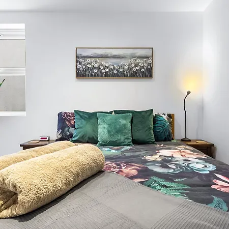 Apartment Modern Basement Stoke Newington London, Close To Transport