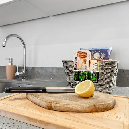 Apartment Modern Basement Stoke Newington London, Close To Transport *