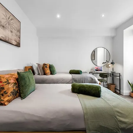 Modern Basement Stoke Newington London, Close To Transport Apartment *