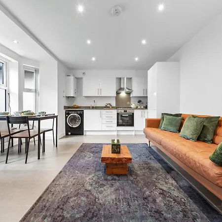Apartment Modern Basement Stoke Newington London, Close To Transport *