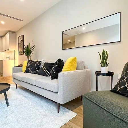 Duplex 3bed 3bath Modern Fast Wifi - Luxurylondonstays