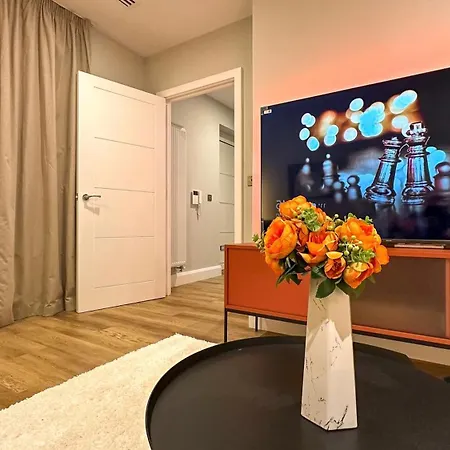 Duplex 3bed 3bath Modern Fast Wifi - Luxurylondonstays London