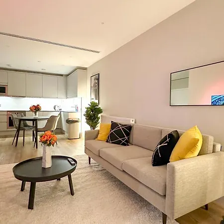 Duplex 3bed 3bath Modern Fast Wifi - Luxurylondonstays