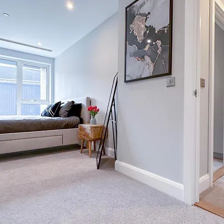 Duplex 3bed 3bath Modern Fast Wifi - Luxurylondonstays 公寓