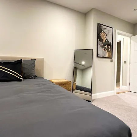 Apartment Duplex 3bed 3bath Modern Fast Wifi - Luxurylondonstays