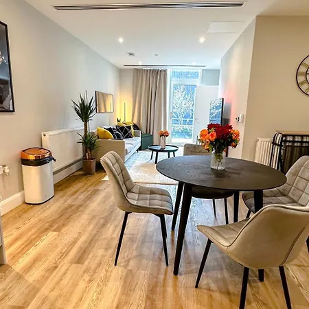 Duplex 3bed 3bath Modern Fast Wifi - Luxurylondonstays *