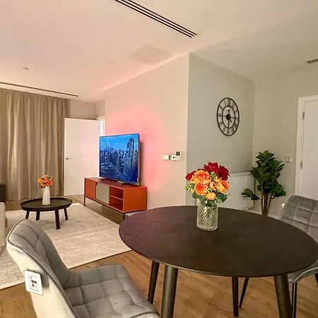 Apartment Duplex 3bed 3bath Modern Fast Wifi - Luxurylondonstays