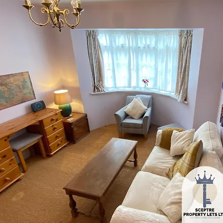 Holiday home Beautiful Self-contained Ickenham
