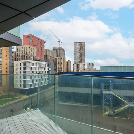 Mysquare Modern One & Two Bedrooms Flat In North Acton Close To Ealing * London