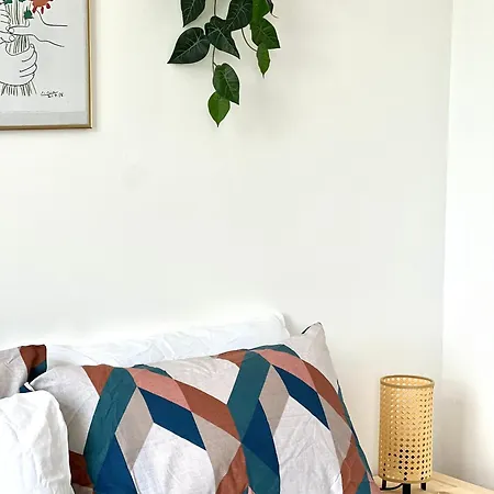 Spacious Double Near The City *