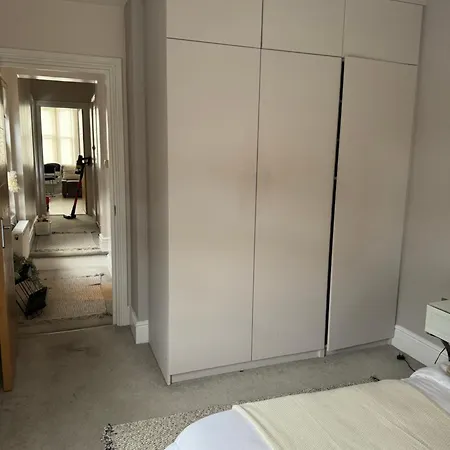 Stronsa B Apartment *