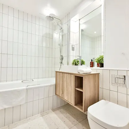 Appartamento Amazing 3 Bed Great Portland Street *