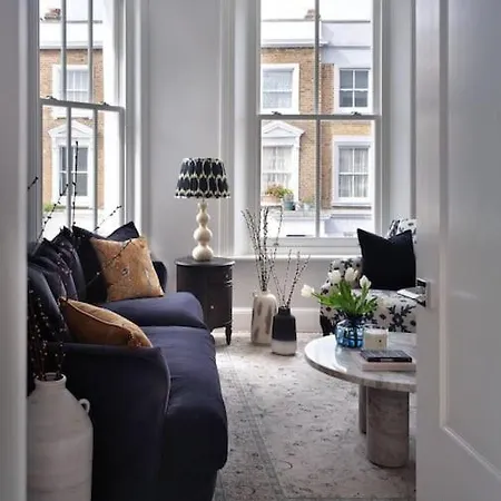 3 Bed Corner House Portobello Rd