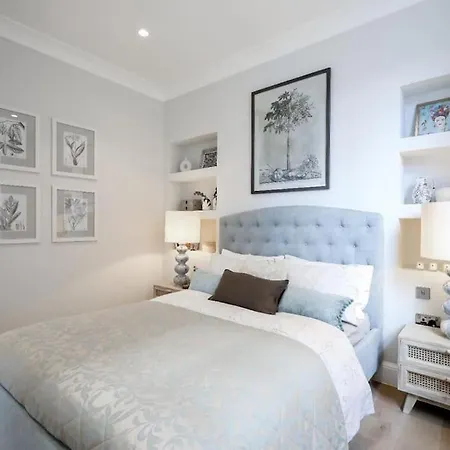 3 Bed Corner House Portobello Rd
