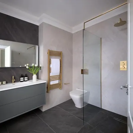 Holiday home 3 Bed Corner House Portobello Rd London